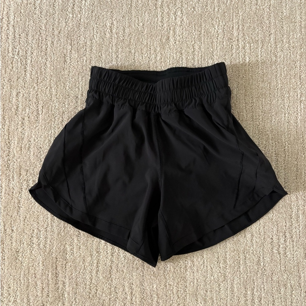 NWOT Lululemon Track That Mid Rise Short - 5" *Lined
